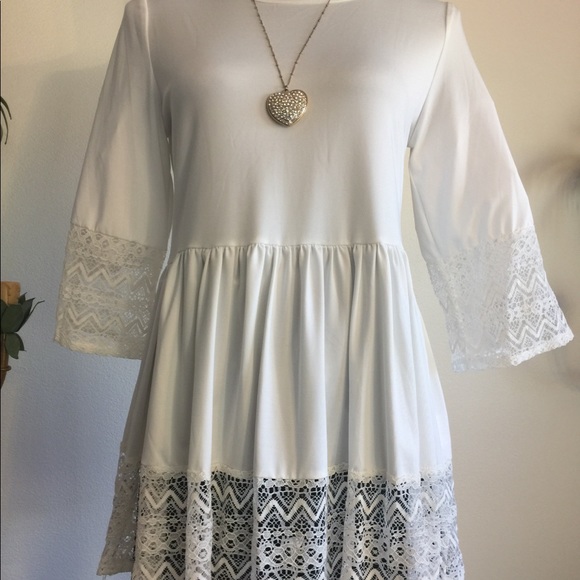 Tops - Live at High Fashion Cream Top Sz 8/10
